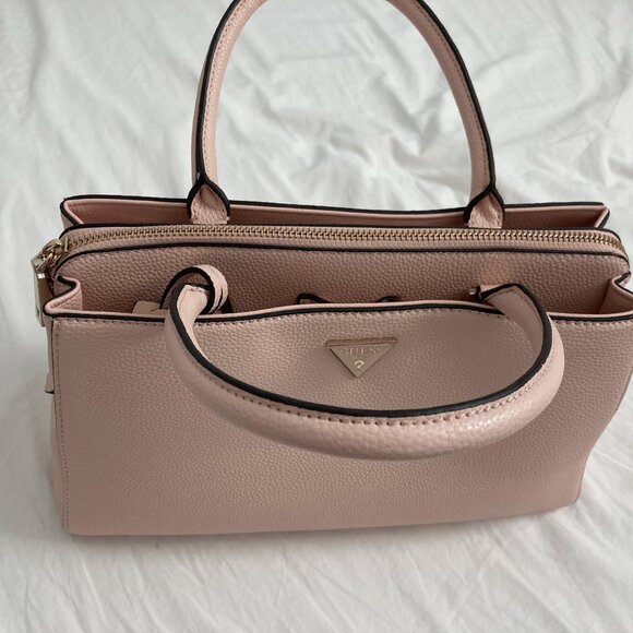 Guess Hand Bag - Picture 2 of 5